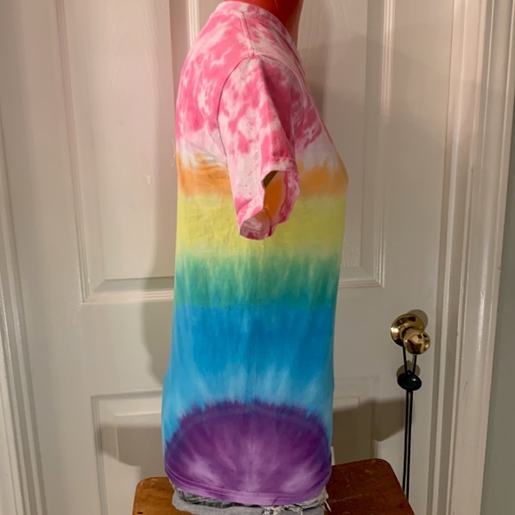 Kawaii Rainbow Tie Dye Shirt - Picture 8 of 9